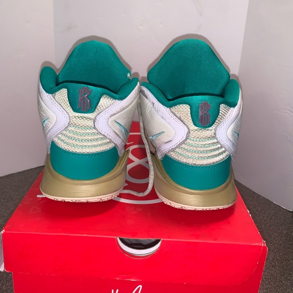 Nike Kyrie Infinity Shoes Sea Glass/Dynamic Turquoise:Size 8.5 V. Good Condition - Picture 11 of 11